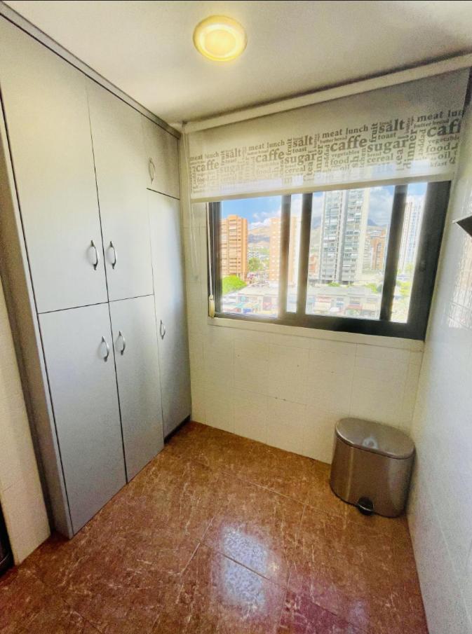 Apartamento Playa De Poniente Benidorm - Torre Dos Calas ภายนอก รูปภาพ